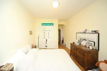 Rented by Living New York