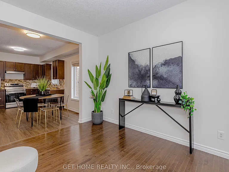 1243 Old Zeller Dr — Photo 12