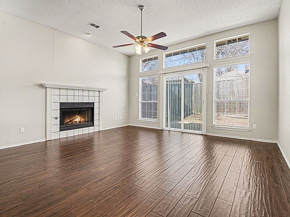 4th image of 7825 Pennington Ct
