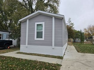 106 Bardin #107, Mankato, MN 56001