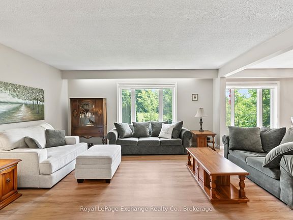 5th image of 71 Upper Lorne Beach Rd