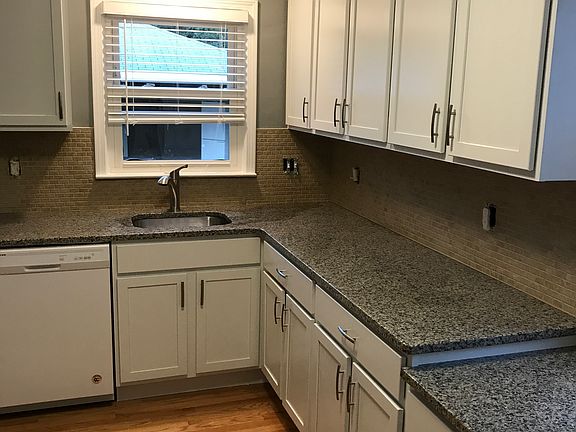 2nd image of 4614 Woodland Ave