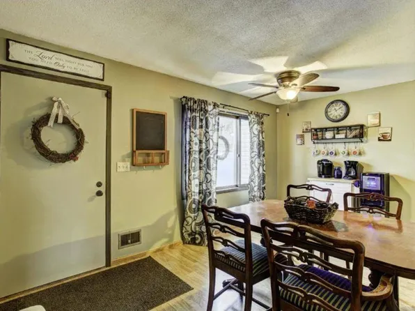 7644 Hampshire Ave N, Brooklyn Park, MN 55428