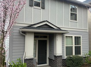 9367 SW Treble Ln, Portland, OR 97225