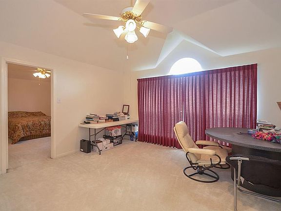 4th image of 4431 Timber Hill Dr