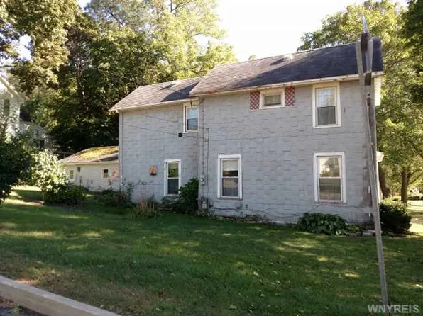 308 N Main St, Warsaw, NY 14569