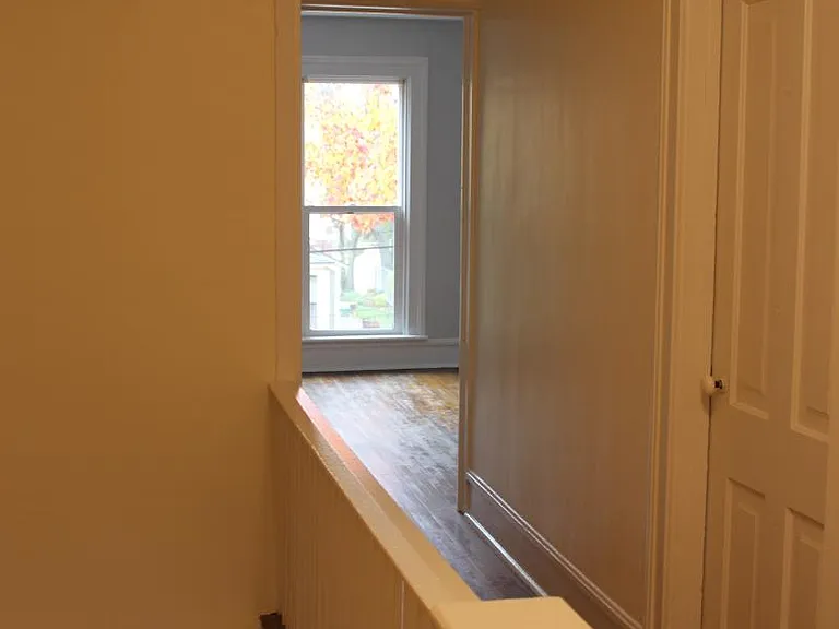 214 Warren Ave SE — Photo 17