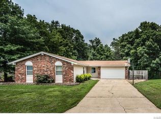 4159 Elkhart Lake Rd, Saint Charles, MO 63304