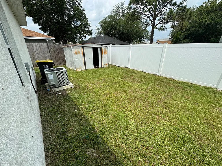 737 Mink Ct #737 — Photo 18