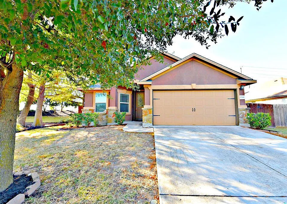 17708 Bridgefarmer Blvd