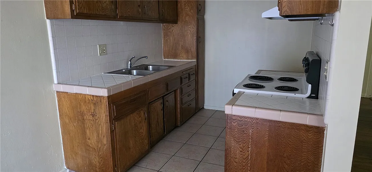 1 bed, 800 sqft, $1,450 — Photo 4
