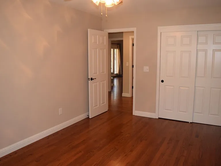 1657 Stone Way — Photo 5