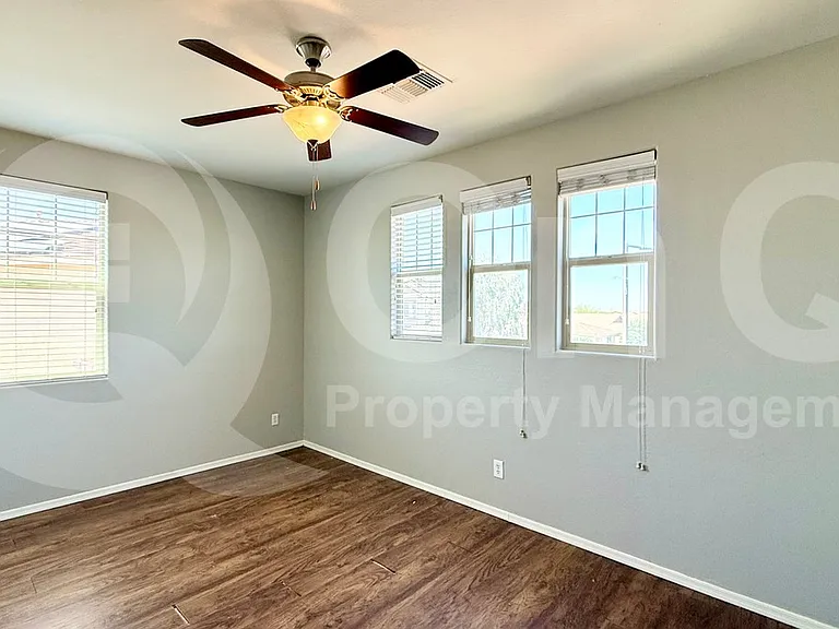 27297 N 172nd Ln — Photo 25