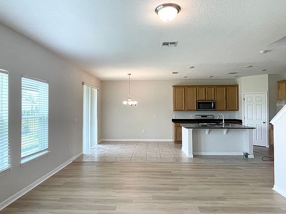 3rd image of 2561 Sky Stone Ct