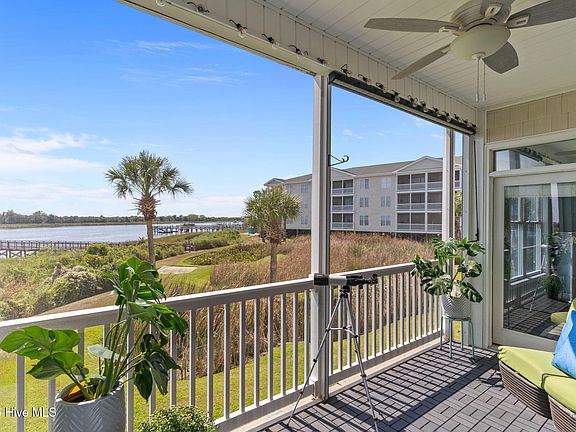 5th image of 1135 Park Road SW Unit 4103