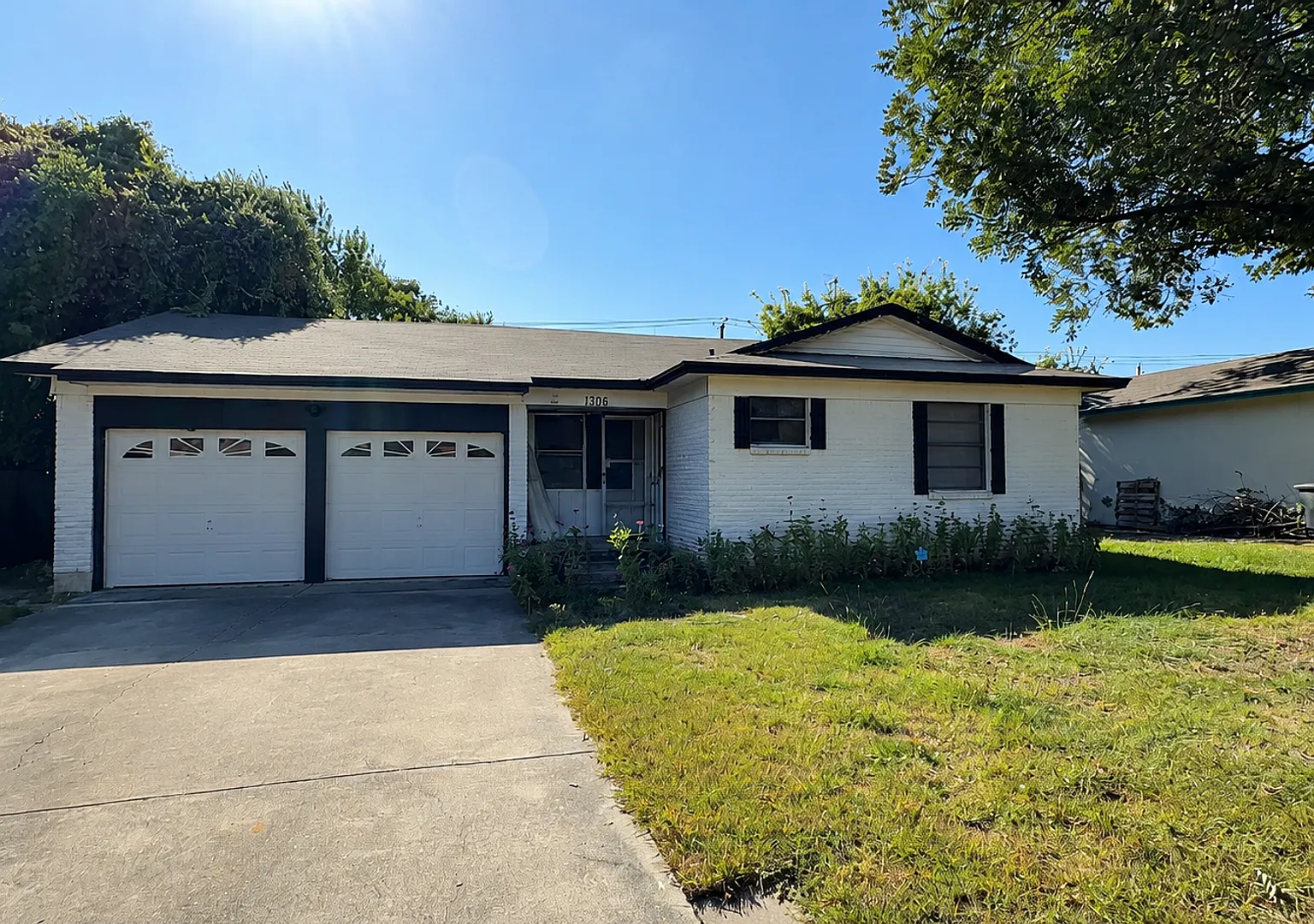 3 bedroom 1.5 bathroom for rent! — Photo 1