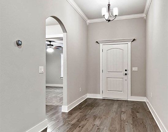 3rd image of 1040 Quail Hollow Dr