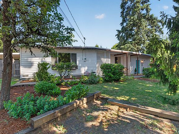 2nd image of 2245 Devos St