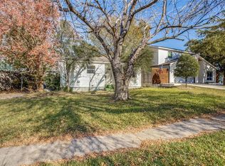 3827 Lively Ln, Dallas, TX 75220