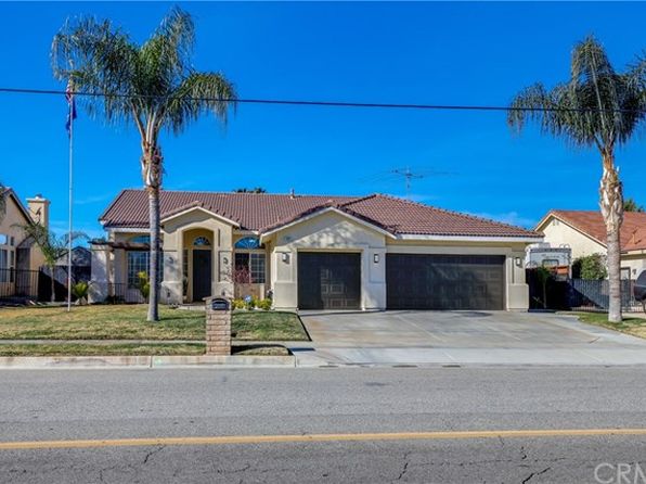 743 N Hemet St Hemet Ca 92544 Zillow