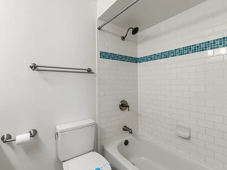 670 Brookside Rd — Photo 17
