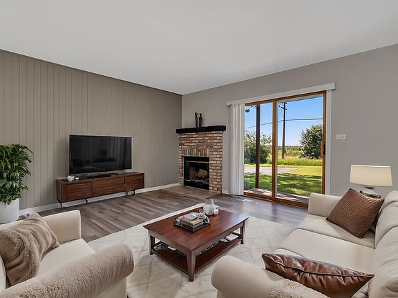 4th image of 466 Nicole Dr #1-B