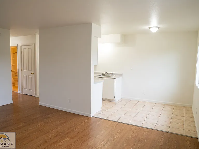 4545 SE Ina Ave #11 — Photo 3