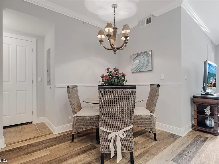2825 Palm Beach Blvd #210 — Photo 9
