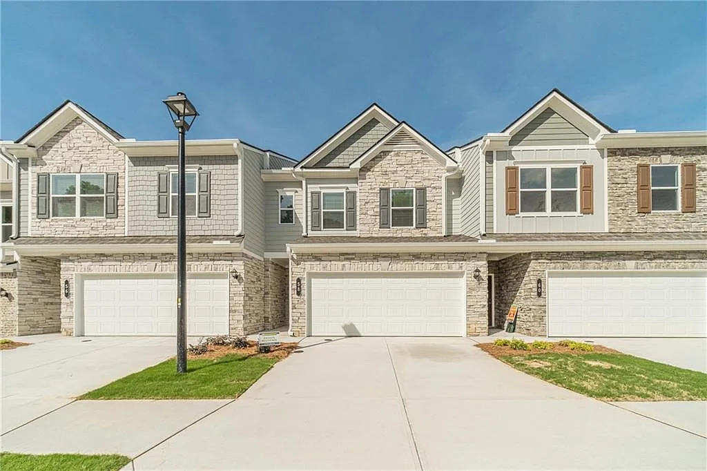 3 bed, 2.5 bath, 1730 sqft, $2,150 — Photo 1