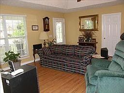 2nd image of 4005 Omaha Ct