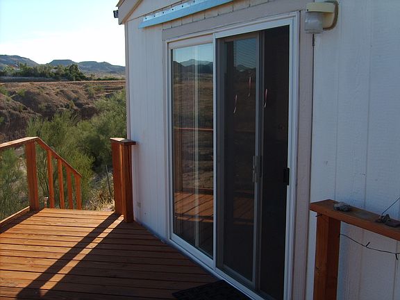 deck & bed entry and view