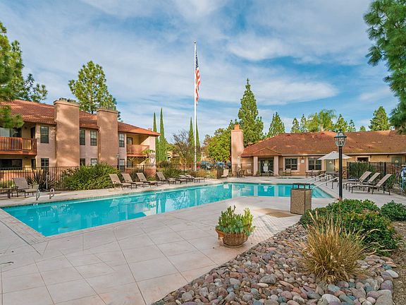 4th image of 12031 Alta Carmel Ct Unit 230