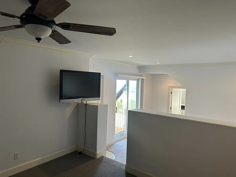 8120 Billowvista Dr — Photo 20