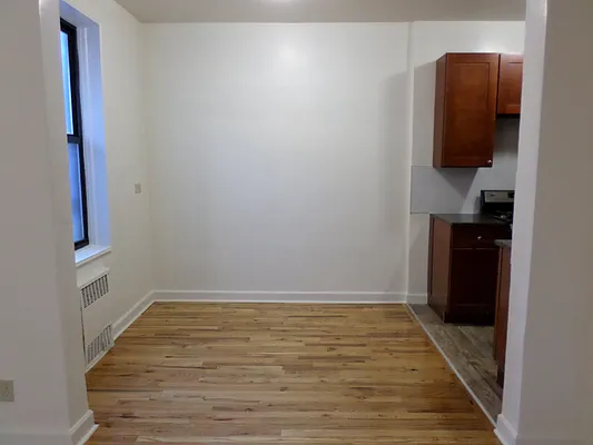 Rented by Voro, LLC | media 11