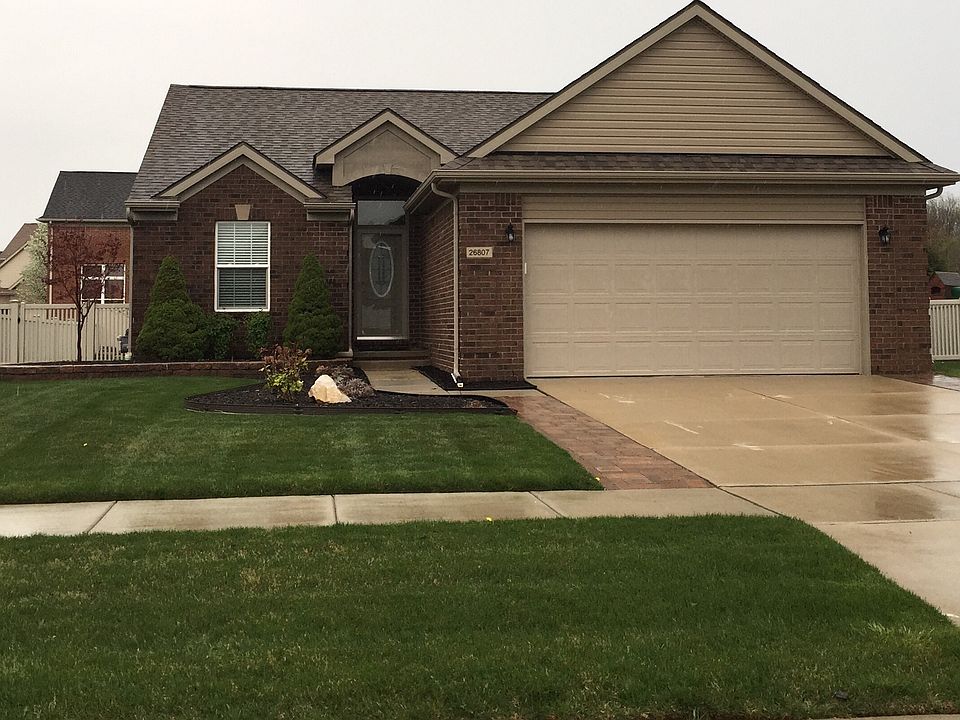 1st image of 26807 Coronation Dr