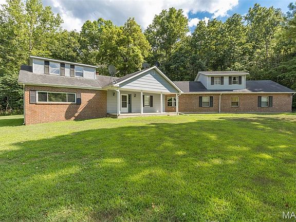 4th image of this home