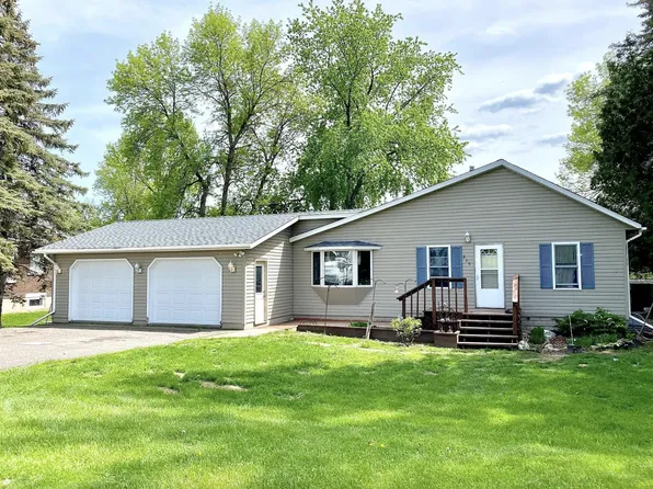 215 Lake St W, Isle, MN 56342
