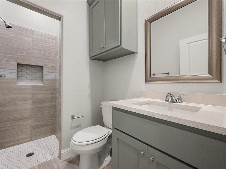 2360 Spring Park Blvd — Photo 19