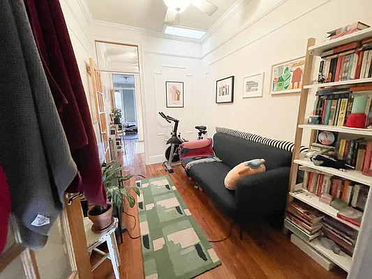 Rented by Ulas Real Estates Inc | media 18