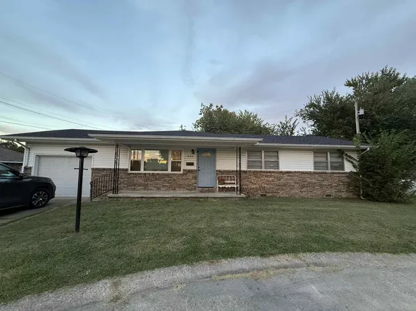 935 Pine St, Miami, OK 74354