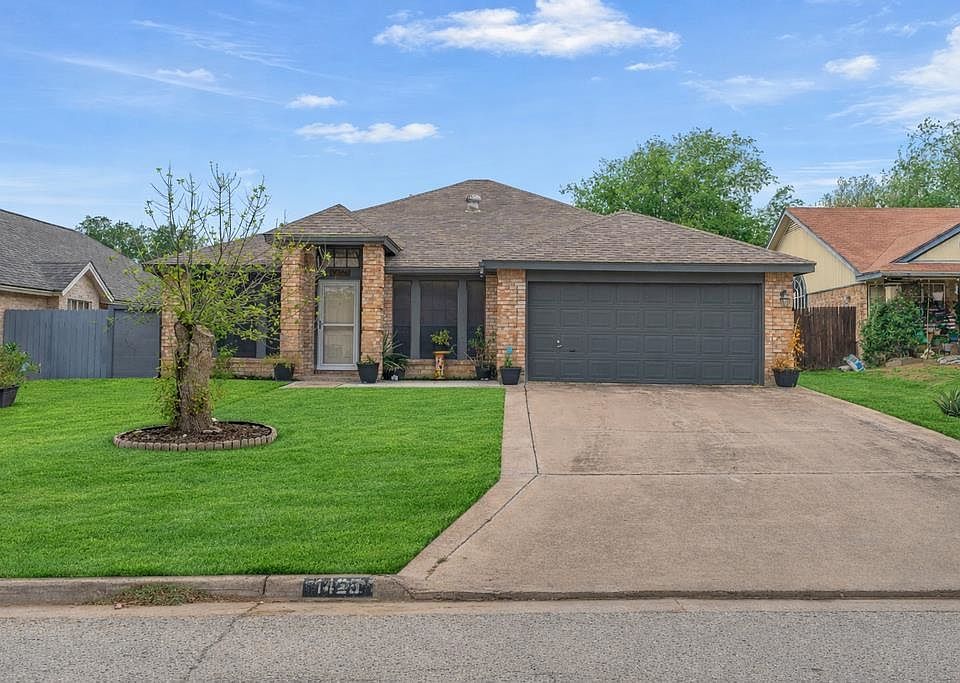1st image of 1425 Longhorn Dr