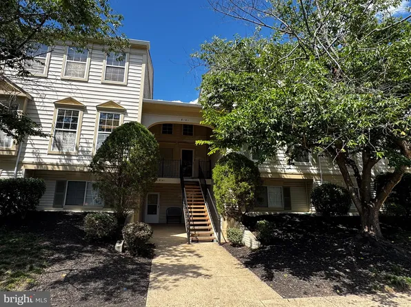8141 Bayonet Way APT 204, Manassas, VA 20109