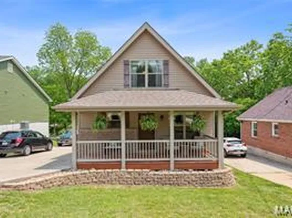 106 Reading Ave, Maryland Heights, MO 63043