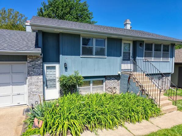 5523 S 42nd Street Ct, Lincoln, NE 68516