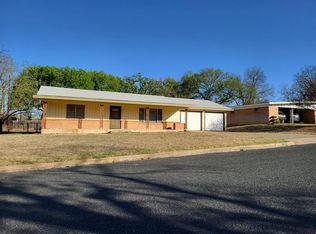 1010 Avenue A, Fredericksburg, TX 78624
