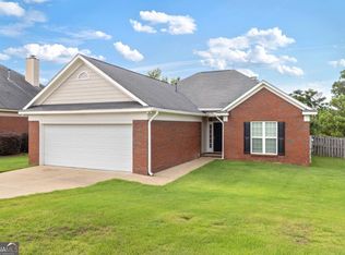 1035 Woodville Dr, Columbus, GA 31904
