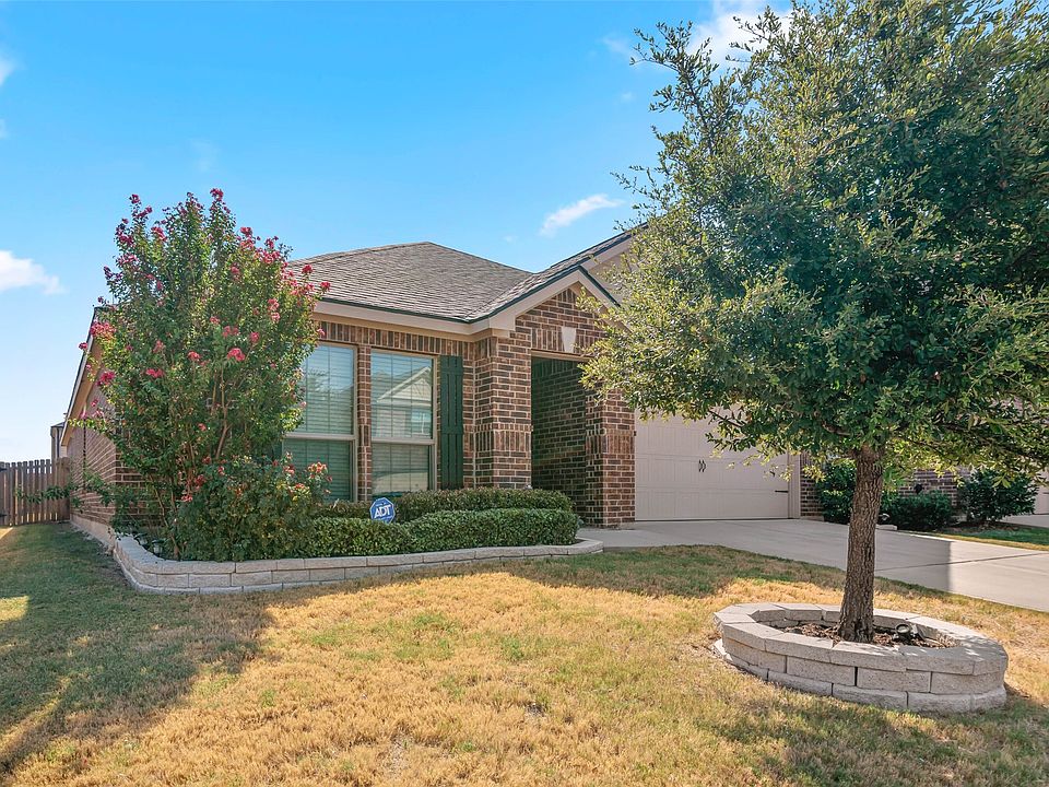 1st image of 175 Aster Dr