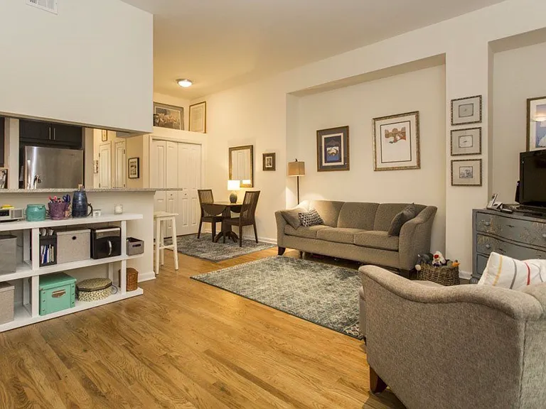 187 Wayne St #102C — Photo 9
