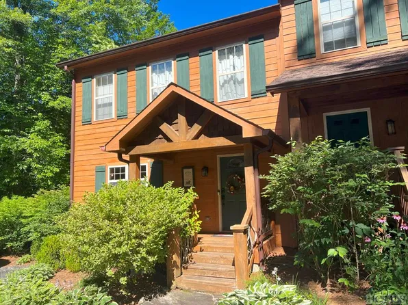 190 Fairway Forest Road #D, Sapphire, NC 28774