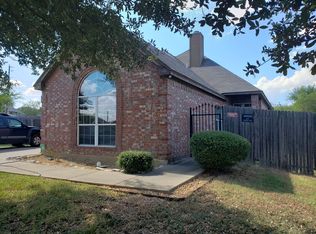 3120 Eastcrest Ct, Fort Worth, TX 76105